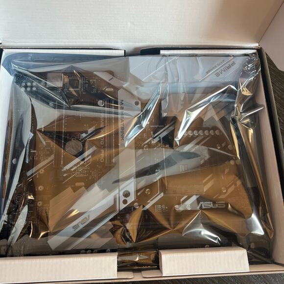 NWT ASUS Prime X470-PRO Motherboard - Picture 2 of 4